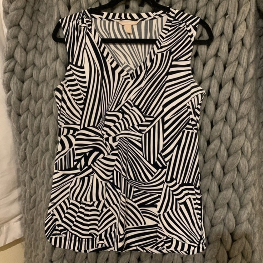 🔴 Banana Rep. Zebra print top